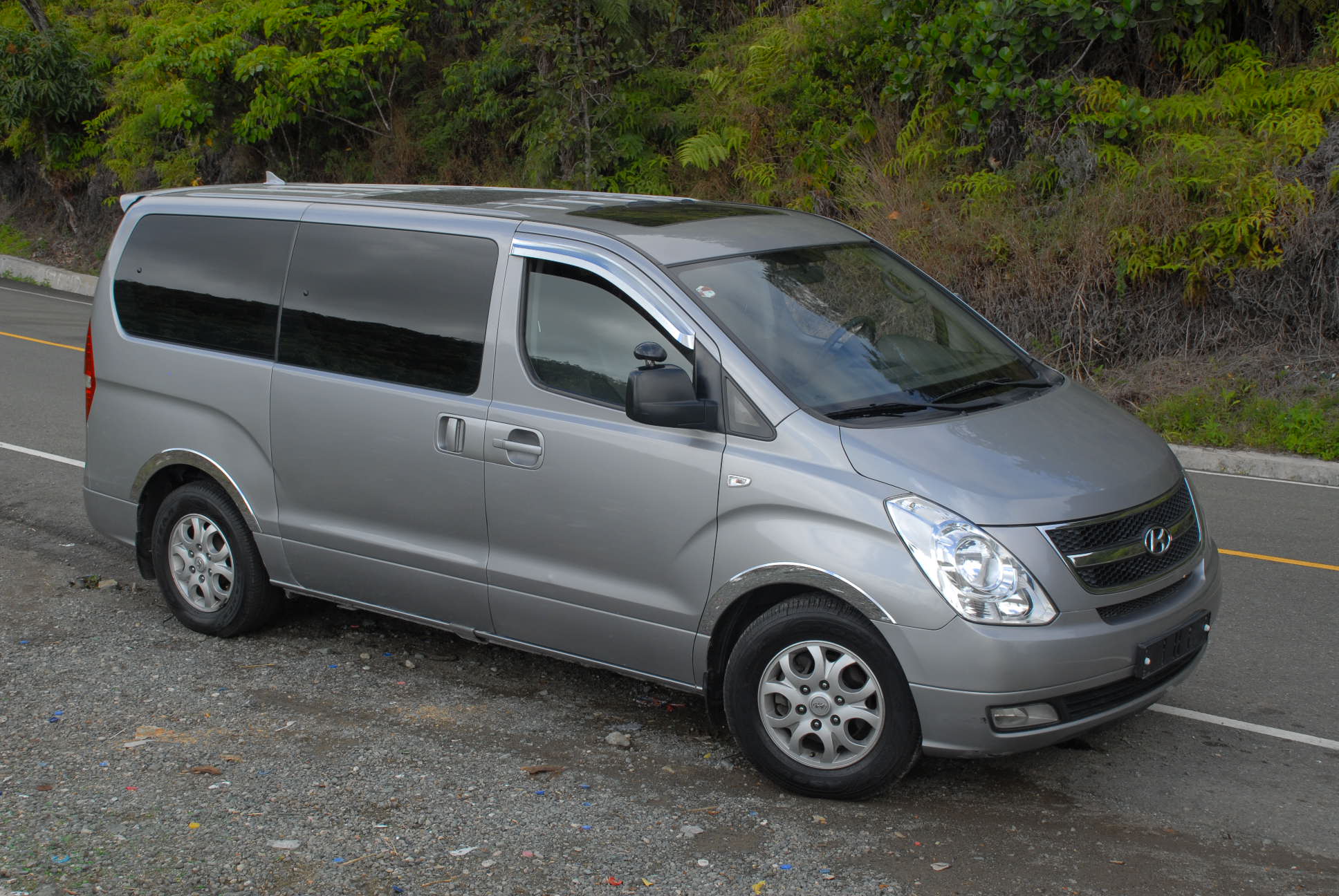 Сколько весит hyundai starex