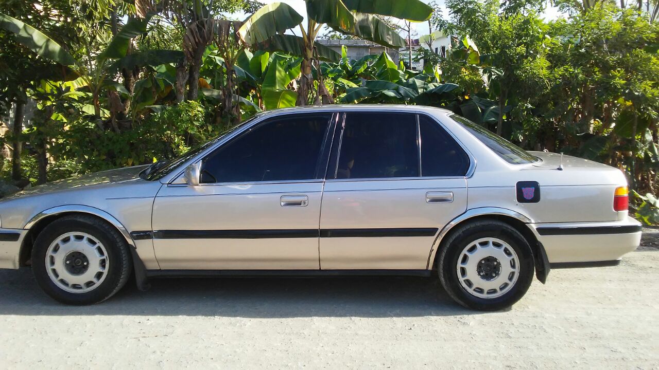 Honda accord 90